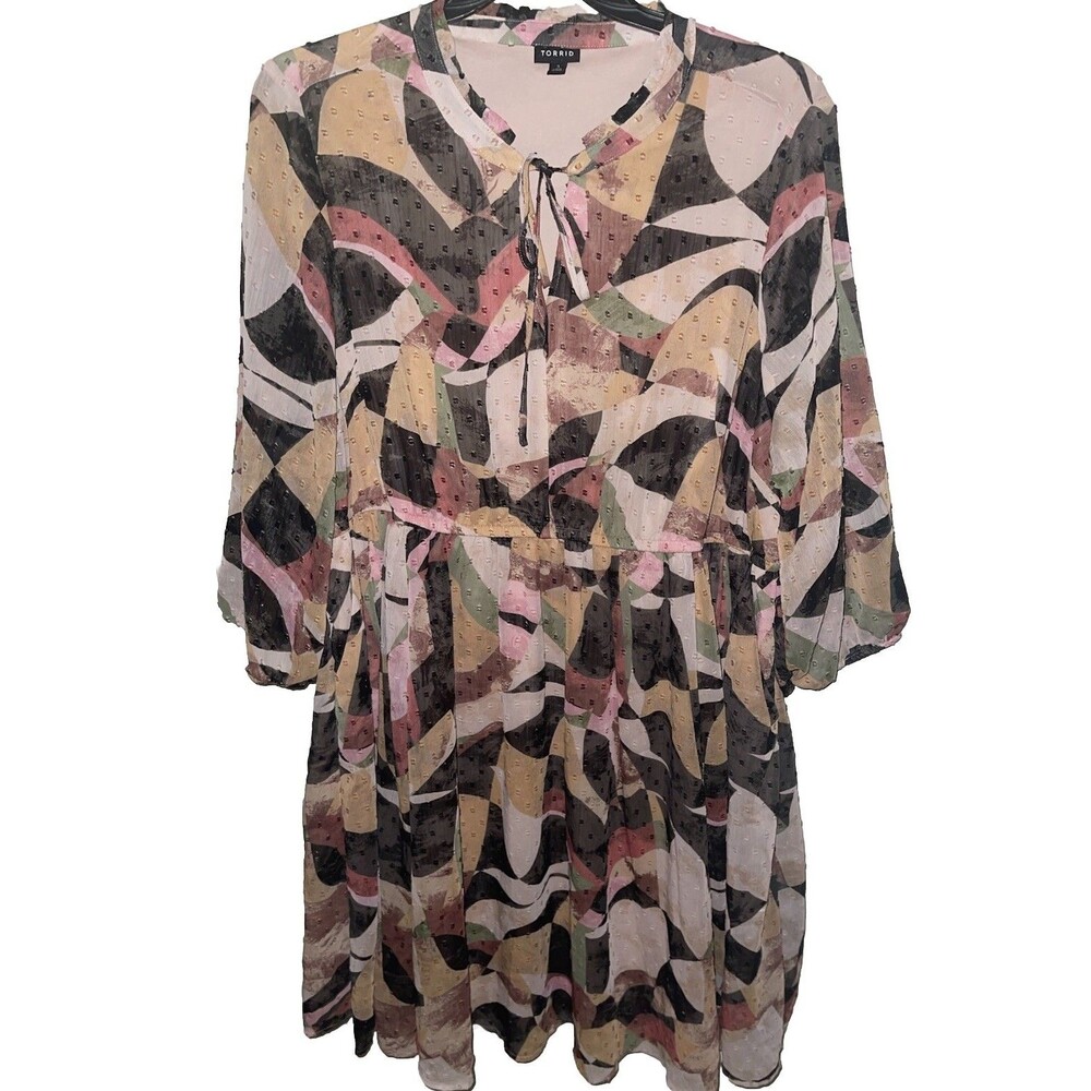 TORRID Dot geo Print Front Keyhole Dress Long Sleeve Ladies Woman’s Plus Size 3X